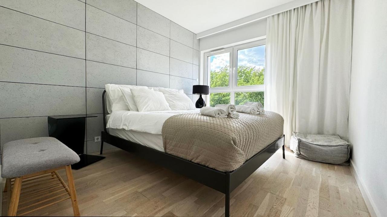 Apartament Park Bazantow คาโตวีตเซ ภายนอก รูปภาพ