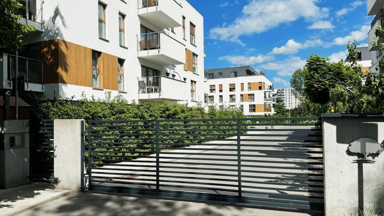 Apartament Park Bazantow คาโตวีตเซ ภายนอก รูปภาพ